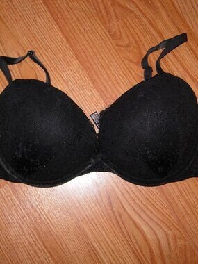 Victoria's Secret Black Dream Angels Push Up Bra 34DD